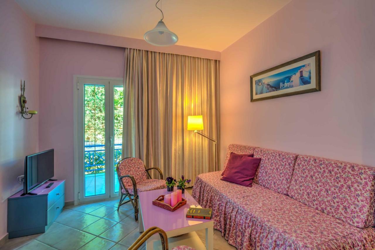 Elegant 1Br By Heraklion Beach Sun &Comfort Await Amoudara  Экстерьер фото